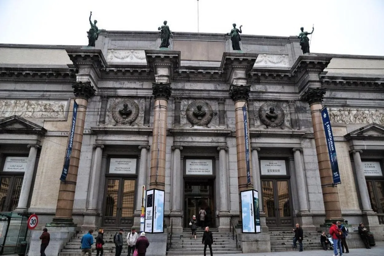 Cinquantenaire Appartement ブリュッセル 0*,