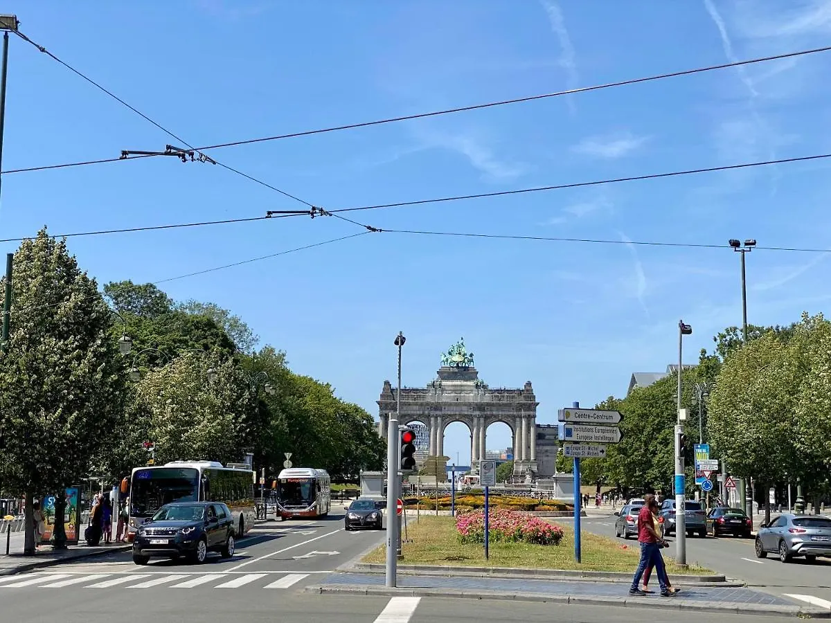 Cinquantenaire Appartement ブリュッセル アパート